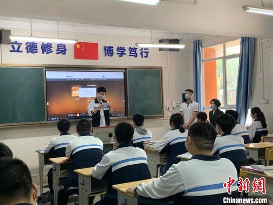 武汉高三复课第一天：学校重视学生心理减压